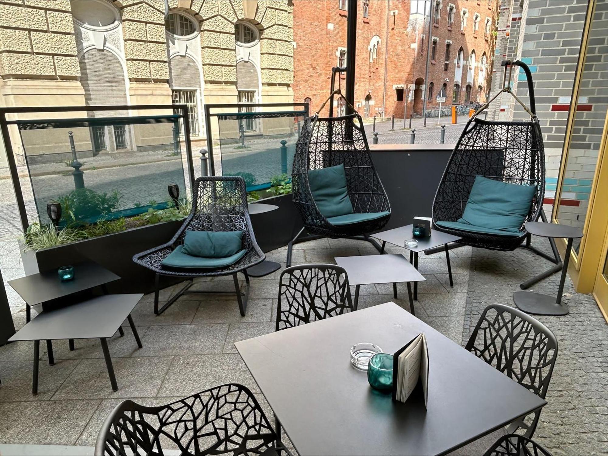 Motel One Berlin Ku'Damm Exterior photo